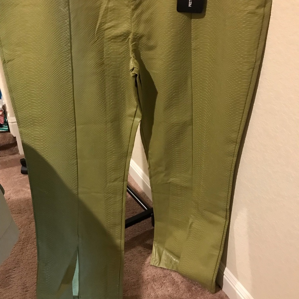 Women’s faux leather pants, with front bottom split and back pockets only